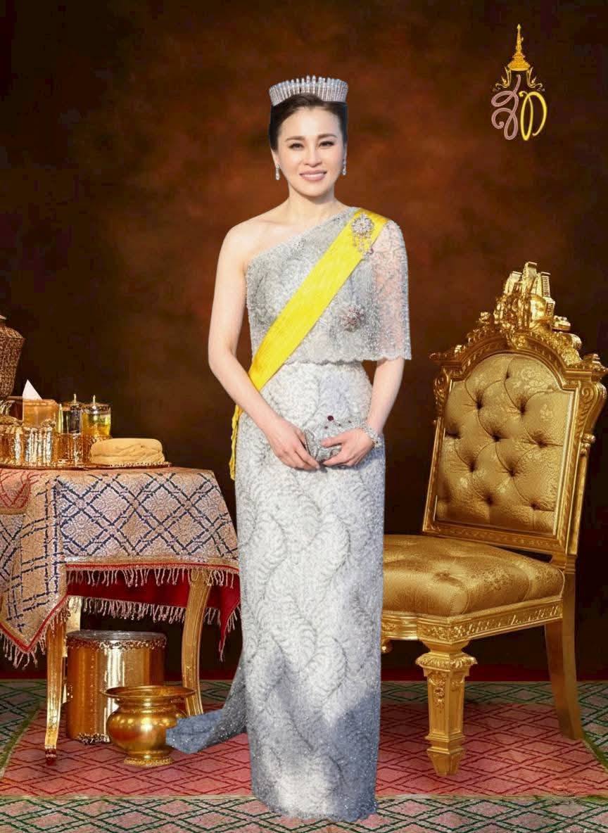 พระฉายาลักษณ์สมเด็จพระนางเจ้าฯ พระบรมราชินี